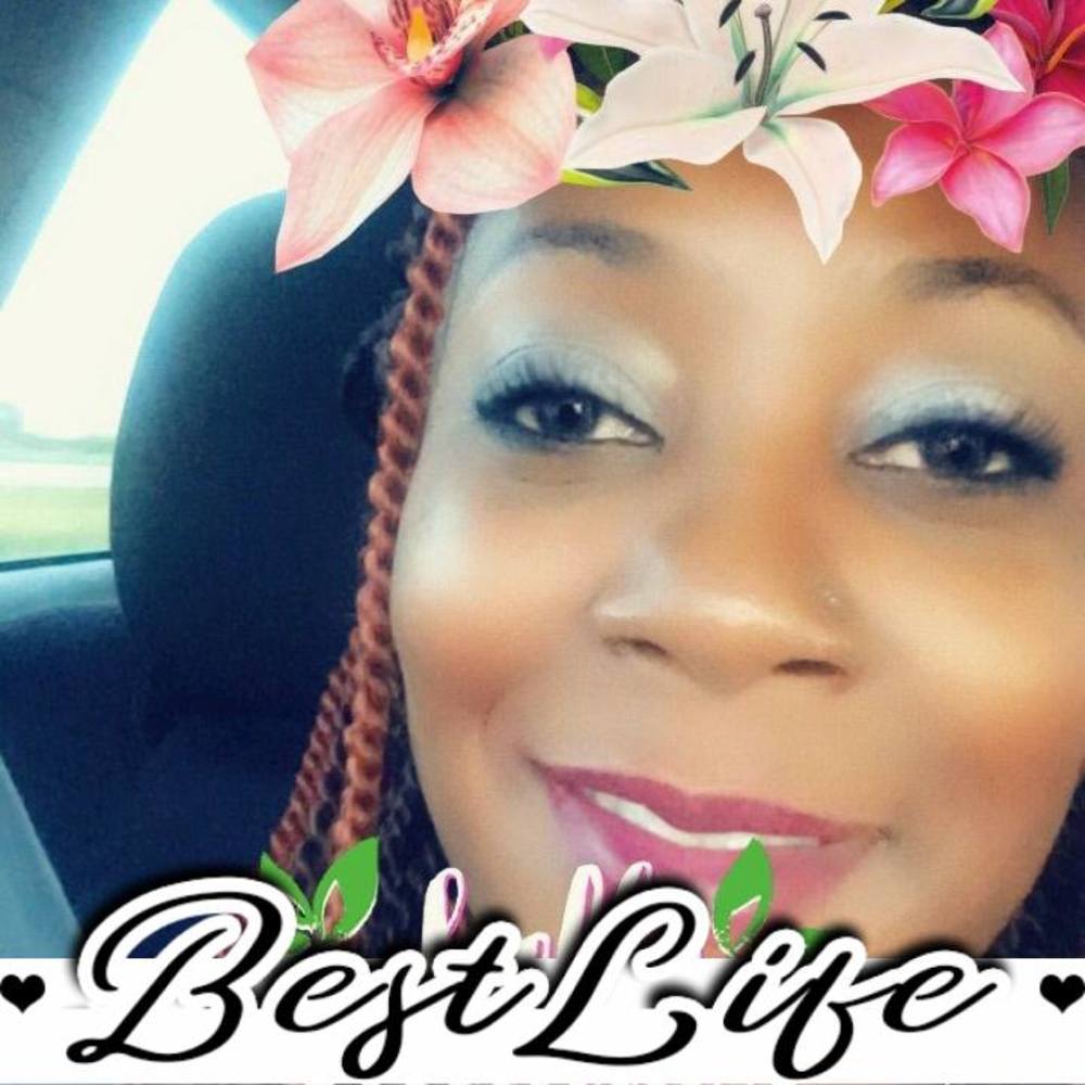 Meet your Posher, Deneska